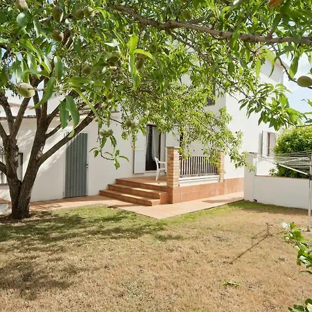 Lledoners Villa *