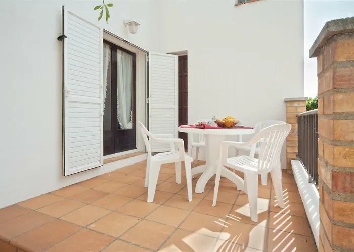 Vila Lledoners L' Escala